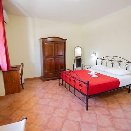 Guest House Capitan Libeccio โตรเปอา ภายนอก รูปภาพ
