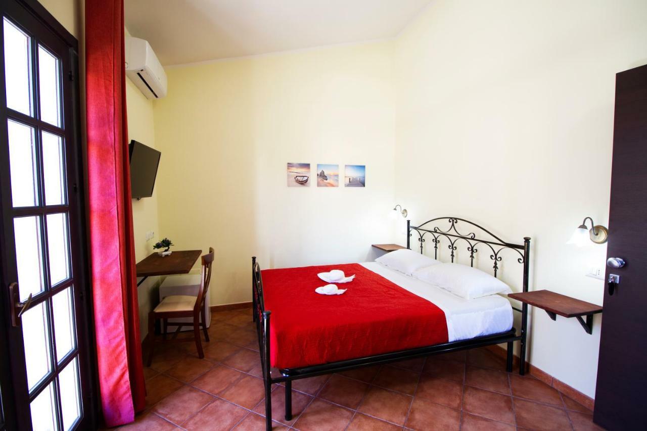 Guest House Capitan Libeccio โตรเปอา ภายนอก รูปภาพ